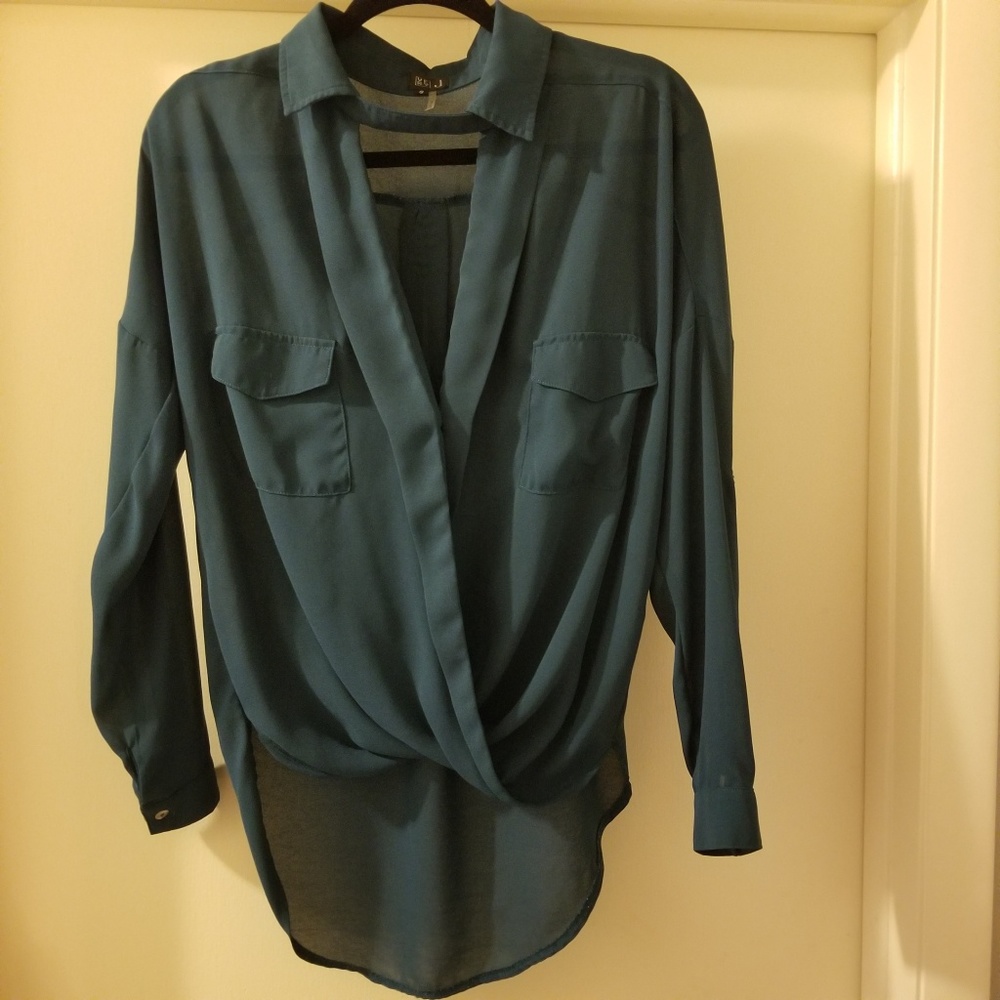 Long-sleeve blouse